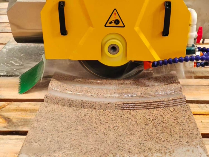 Five - Axis Bridge Cutting Machine